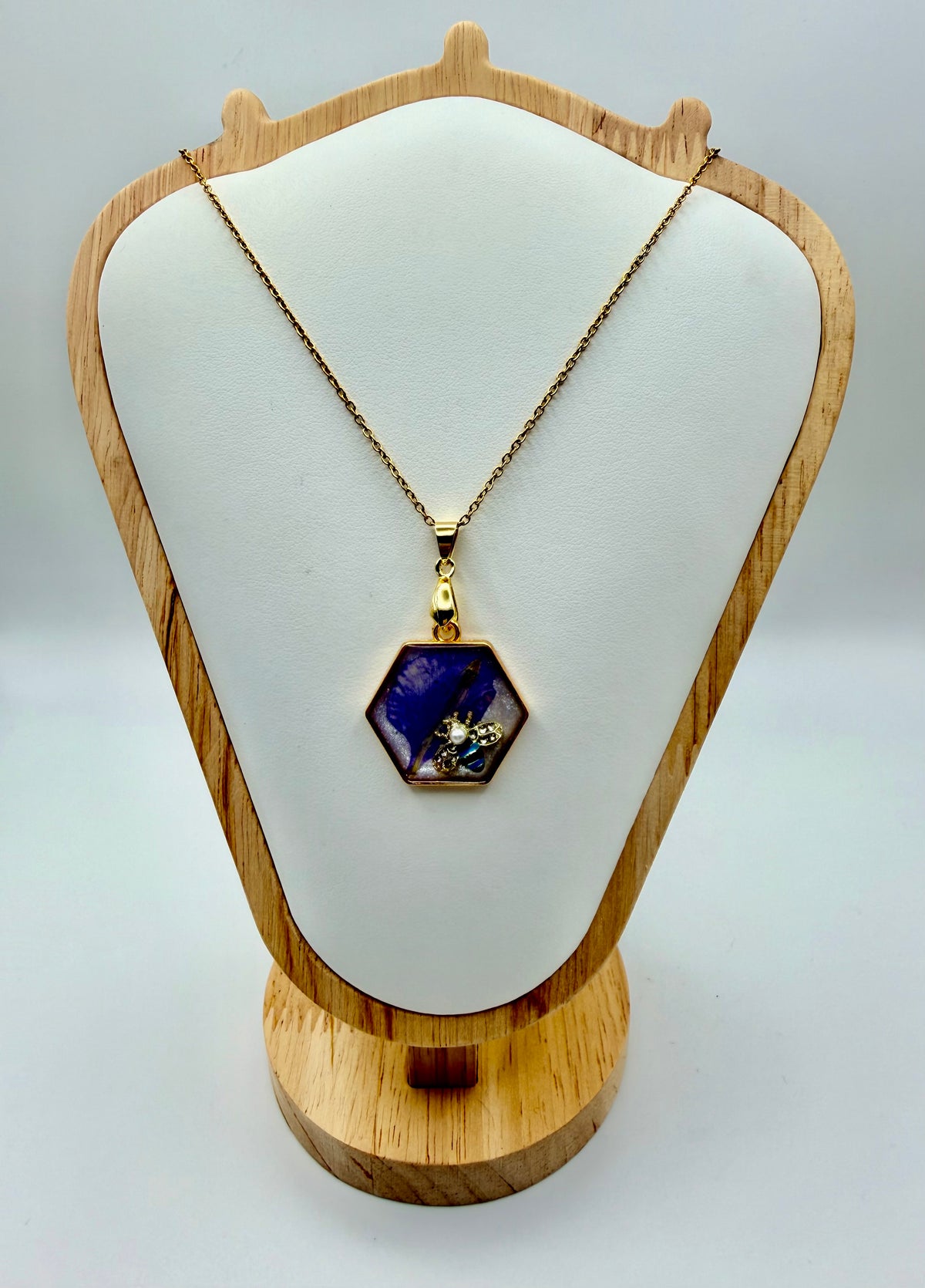 Purple Bloom Bee | Resin Necklace