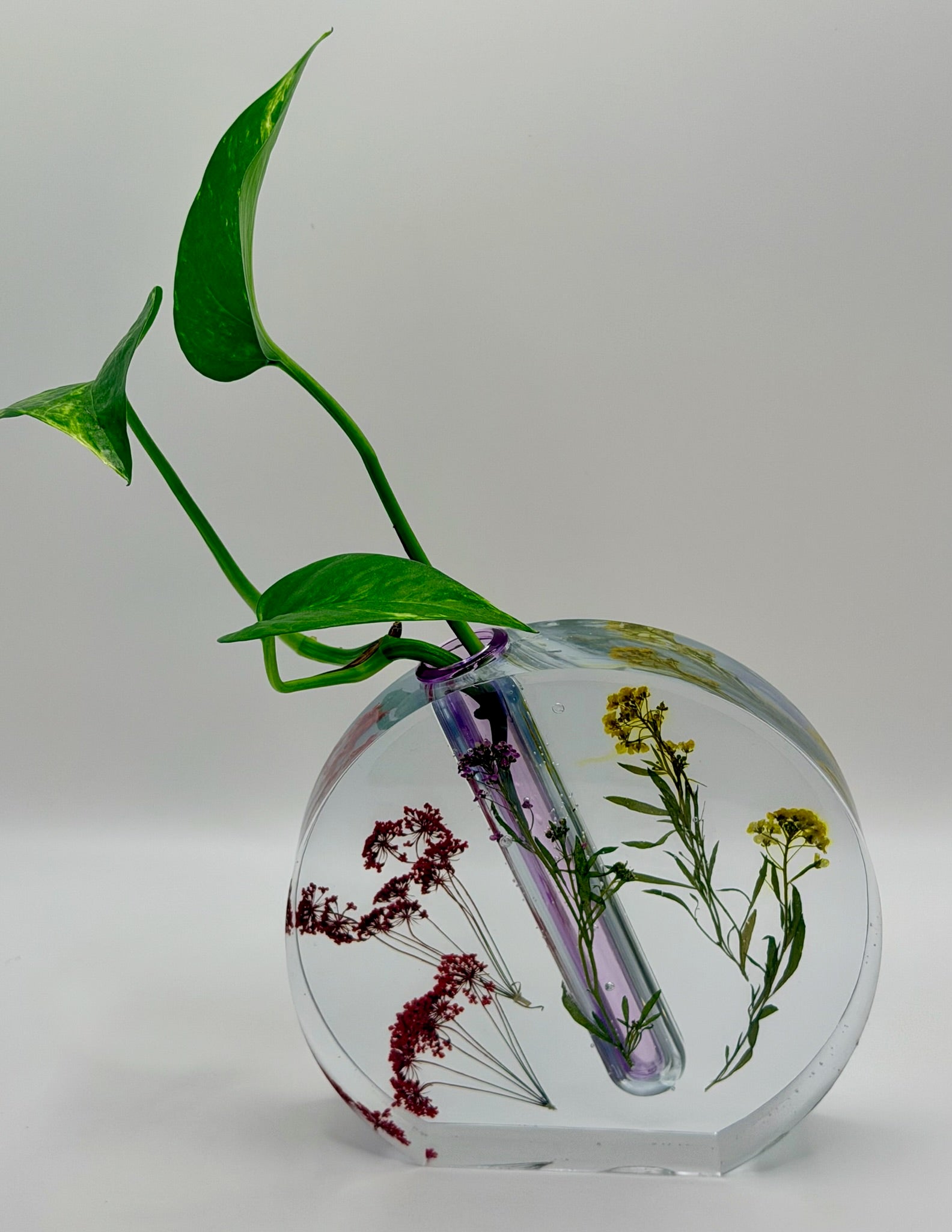 Modern Garden | Resin Vase, handmade multicolor resin vase