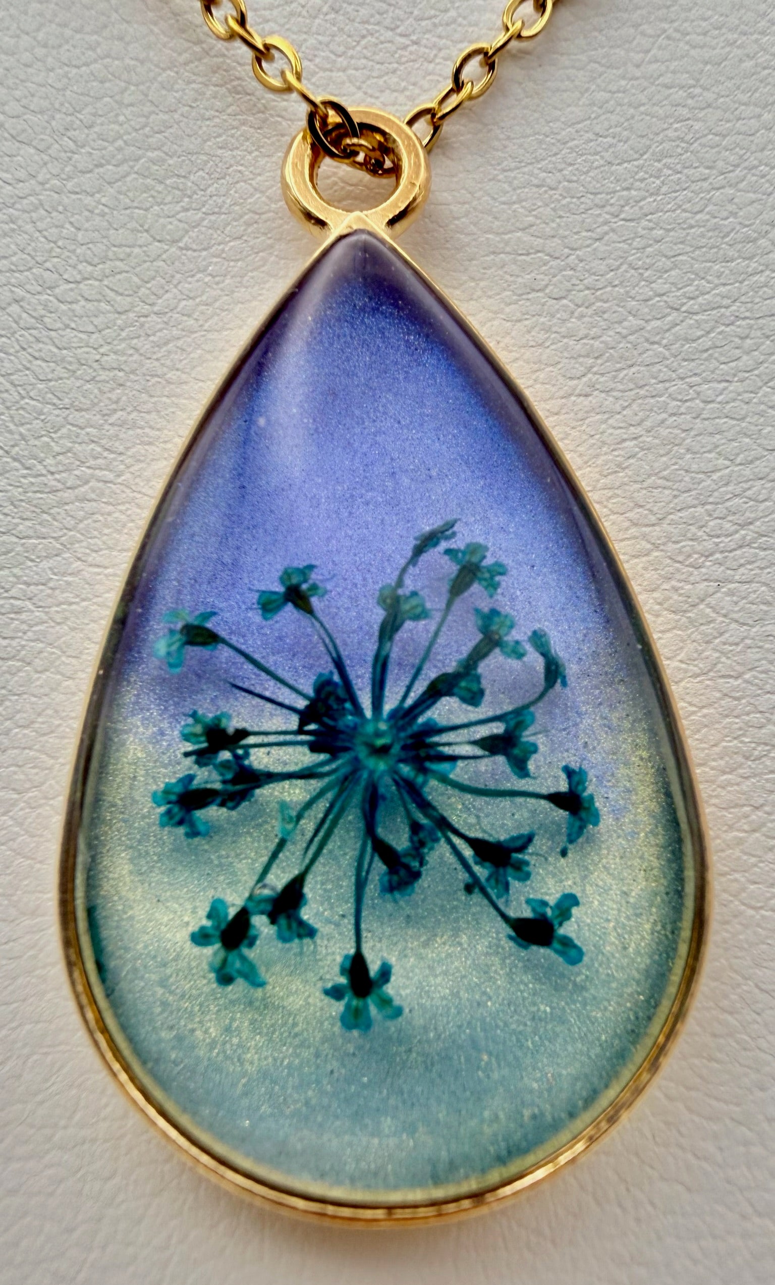 Ocean Aqua Fireworks | Resin Necklace