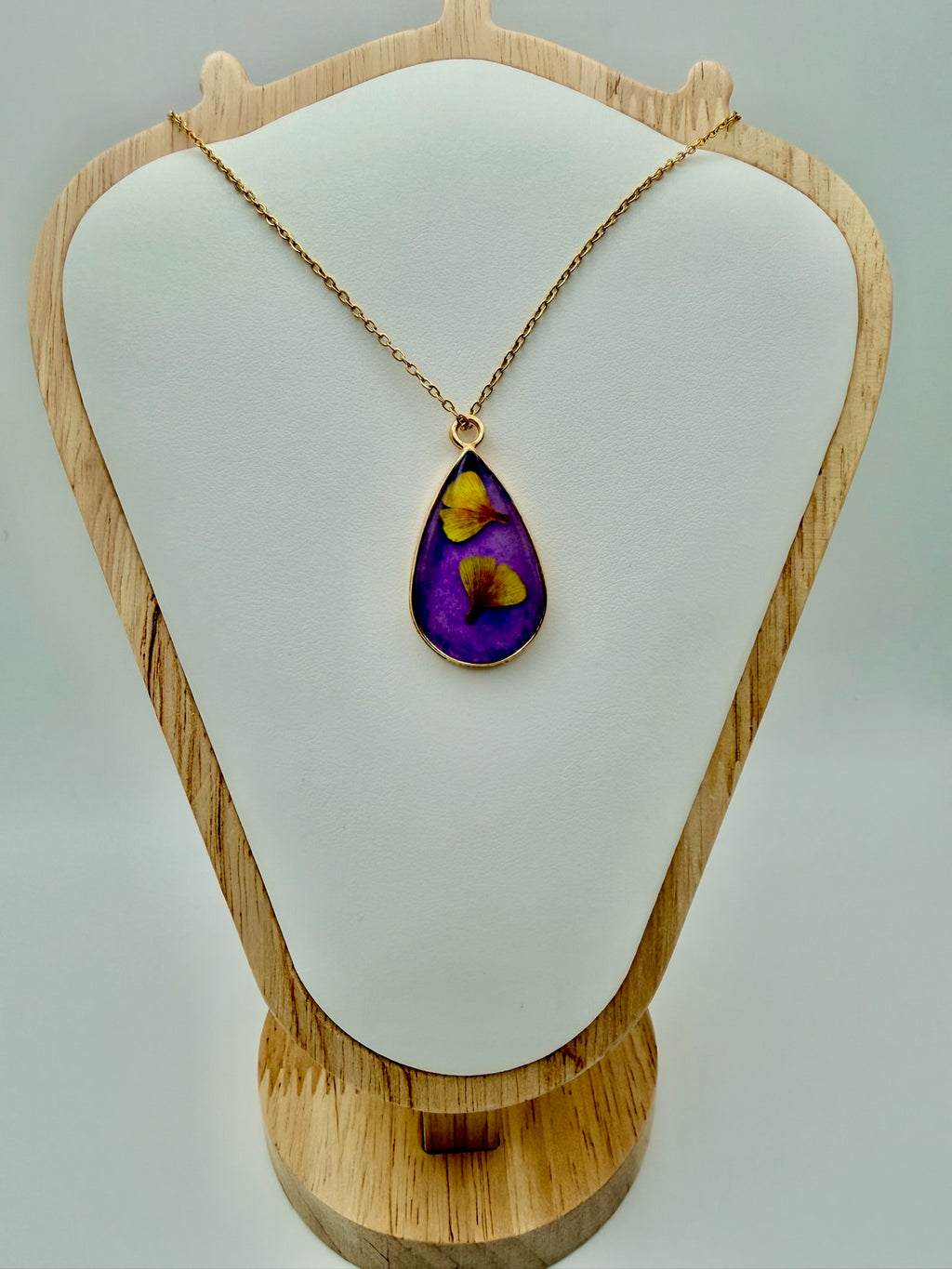 Fall Dreams | Resin Necklace