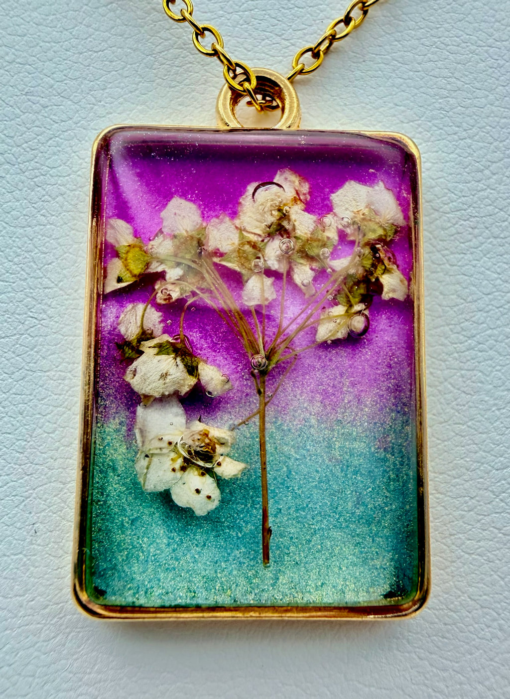 Soft Bloom | Resin Necklace