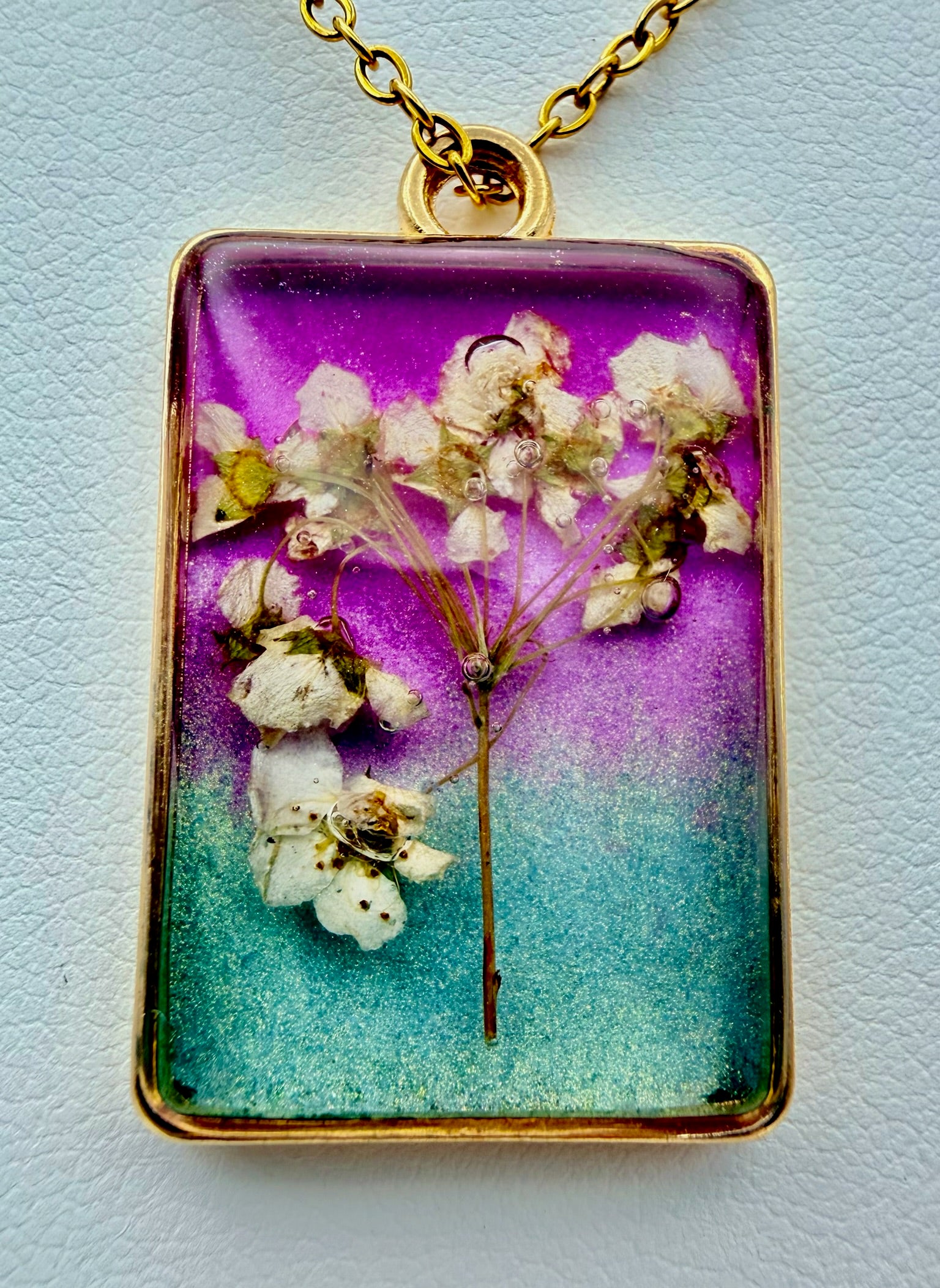 Soft Bloom | Resin Necklace