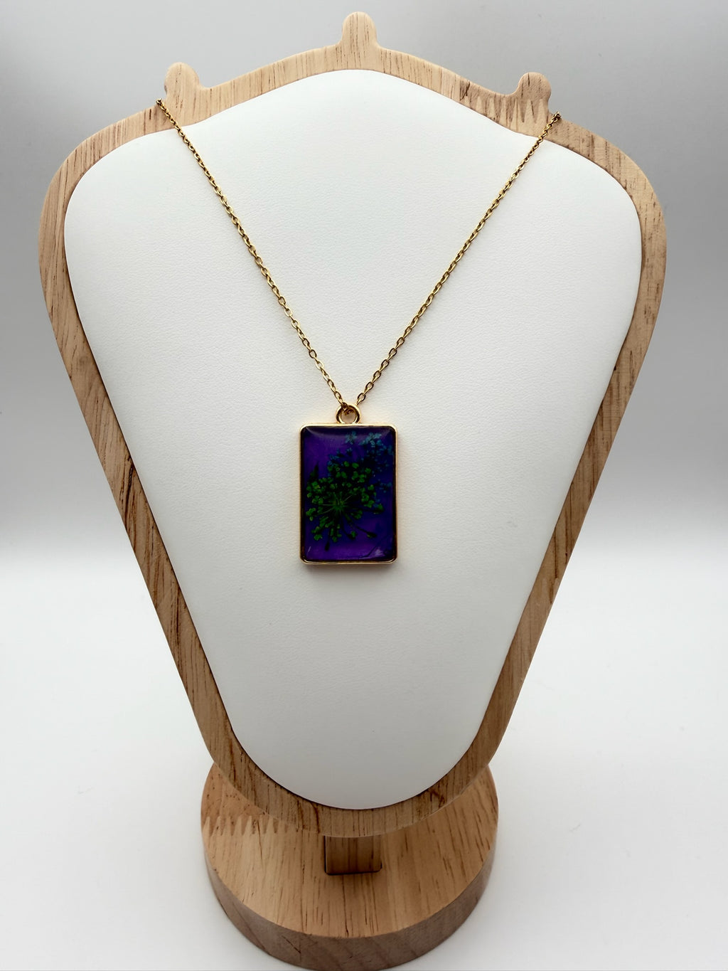 Moody Firework | Resin Necklace