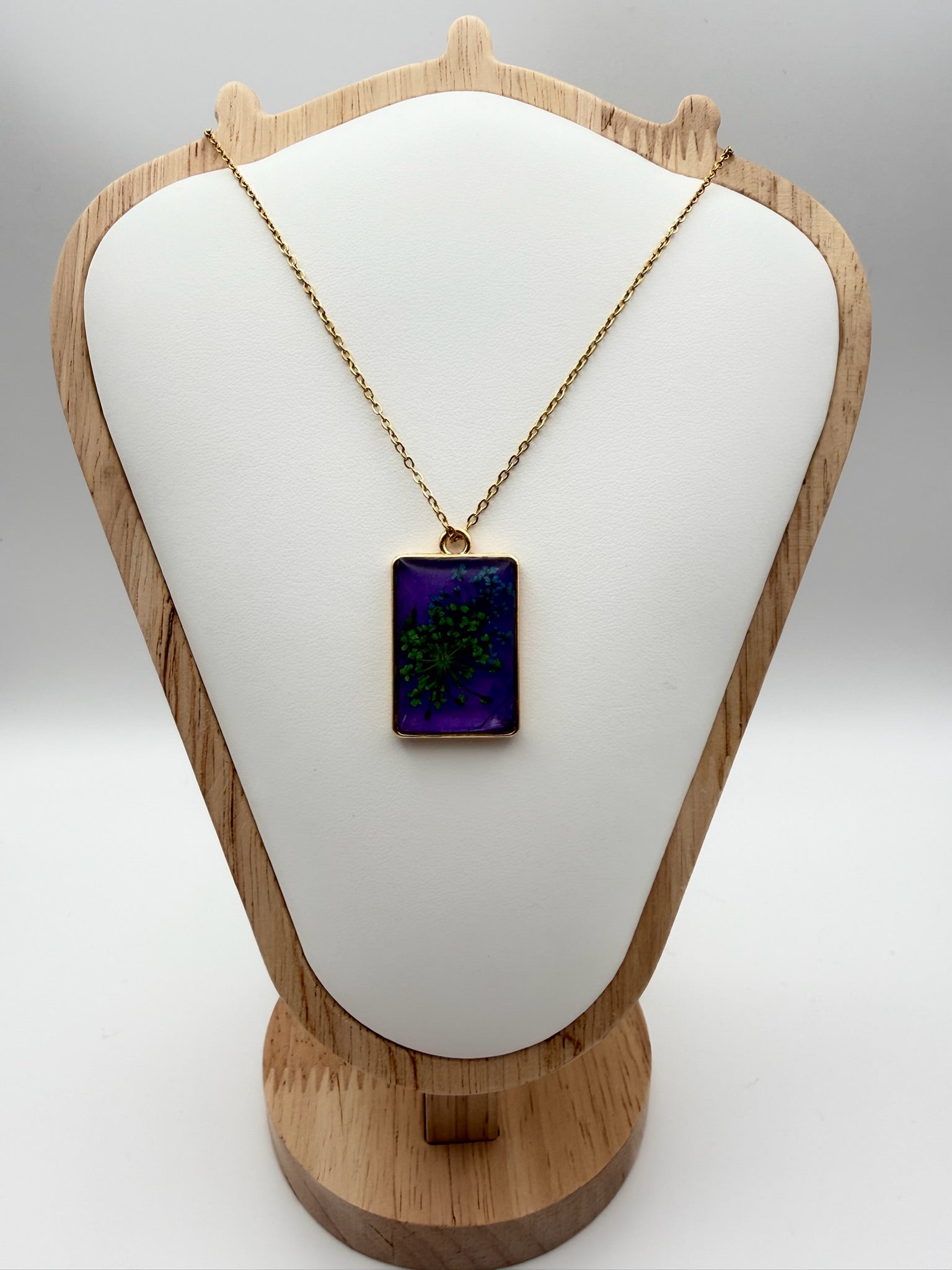 Moody Firework | Resin Necklace
