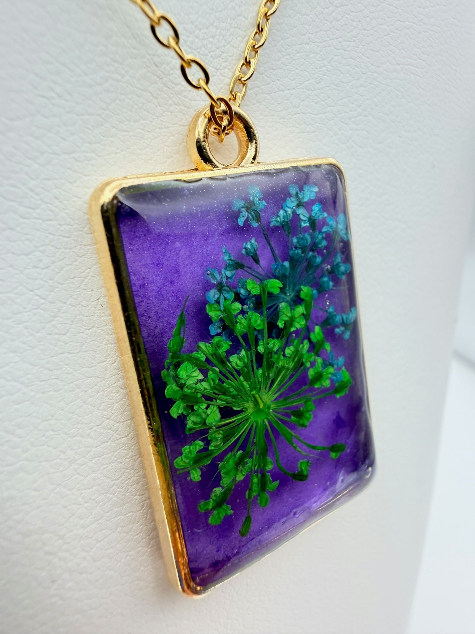 Moody Firework | Resin Necklace