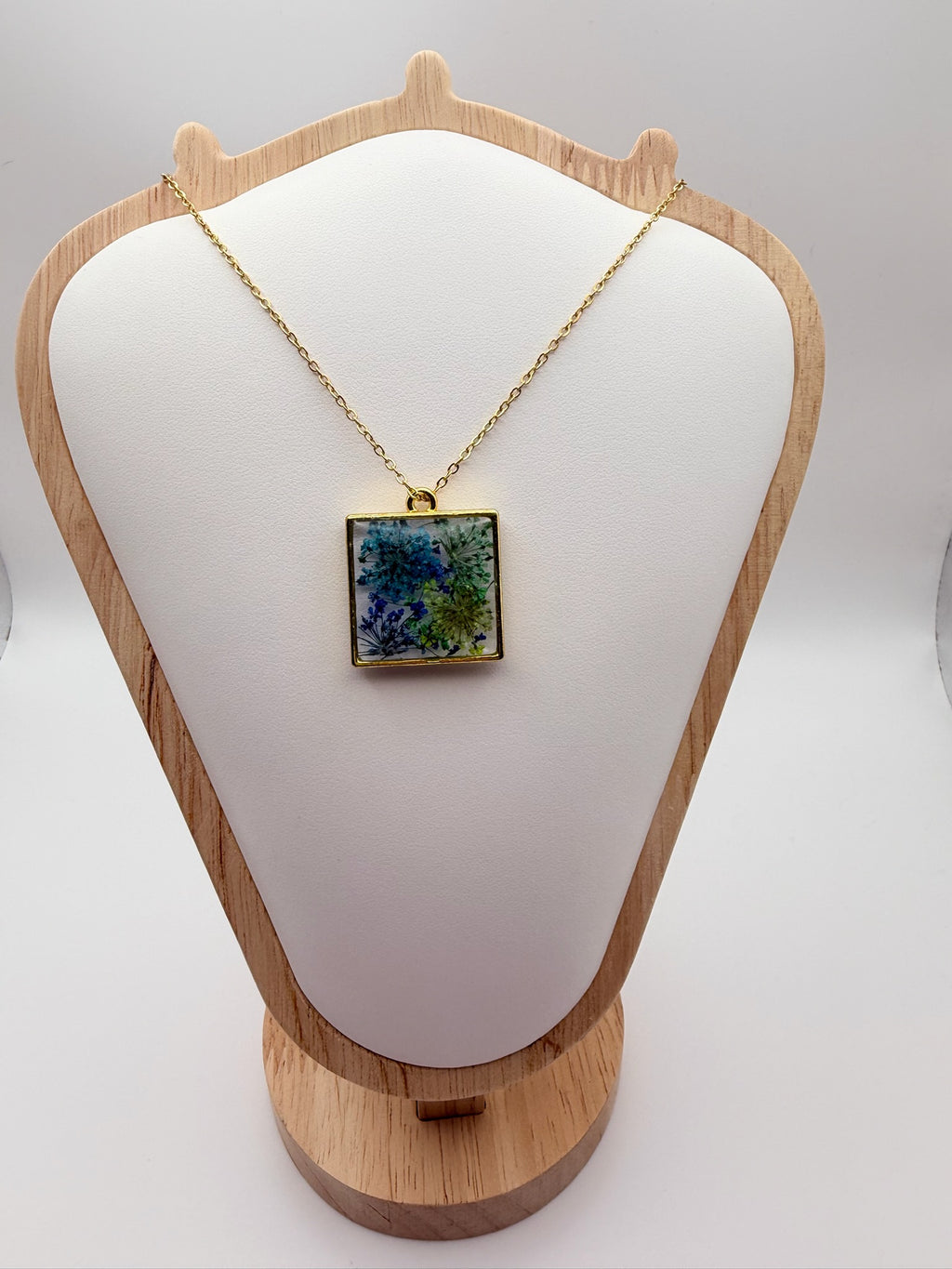 Bluebird Meadow | Resin Necklace