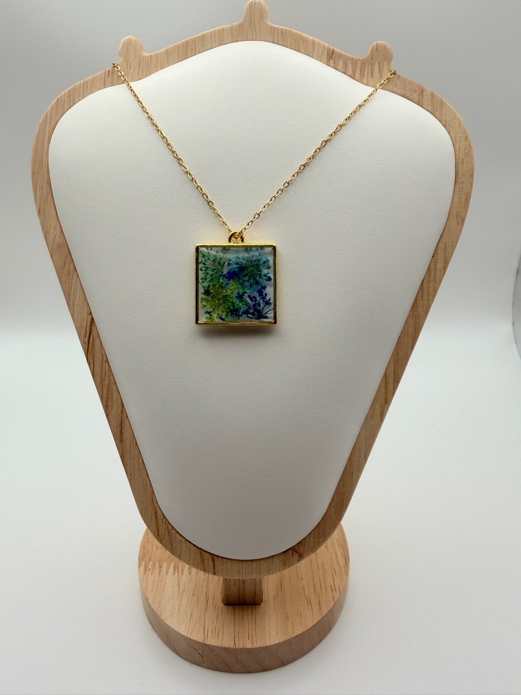 Bluebird Meadow | Resin Necklace