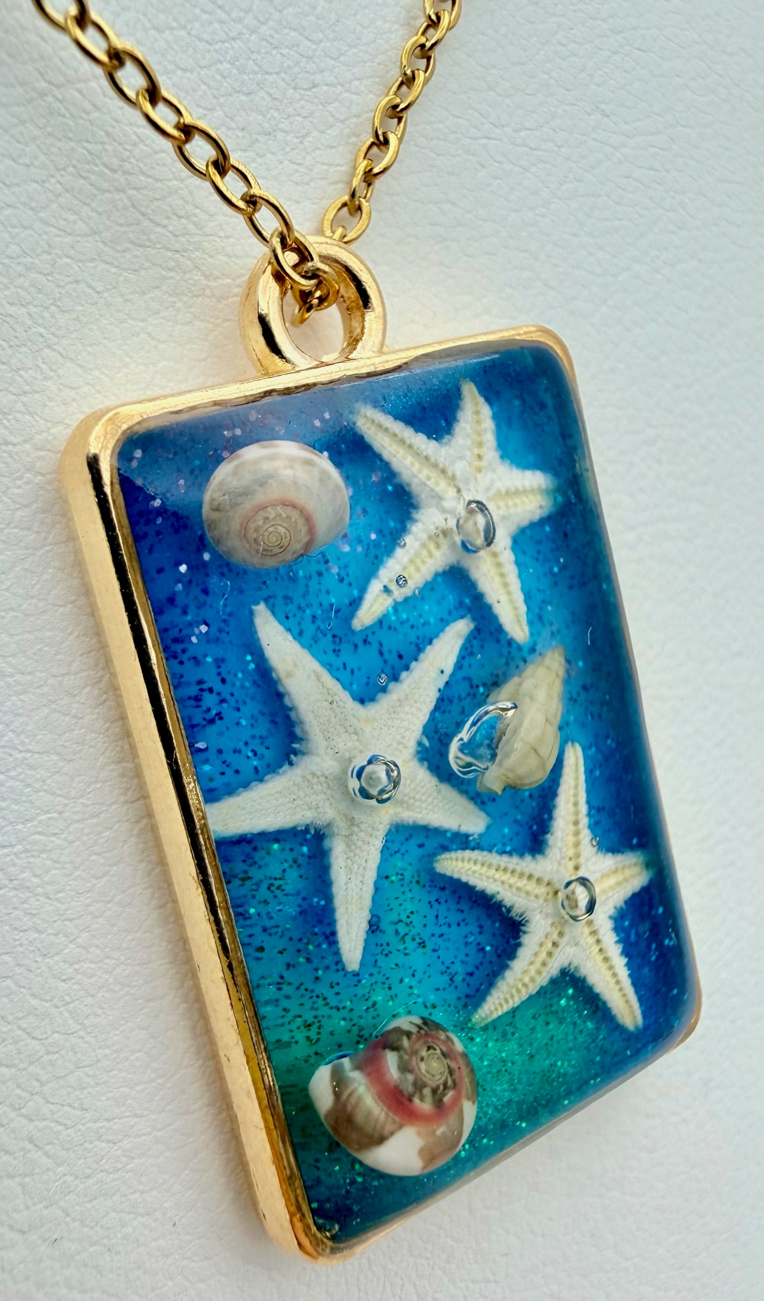 Ocean Whirl | Resin Necklace