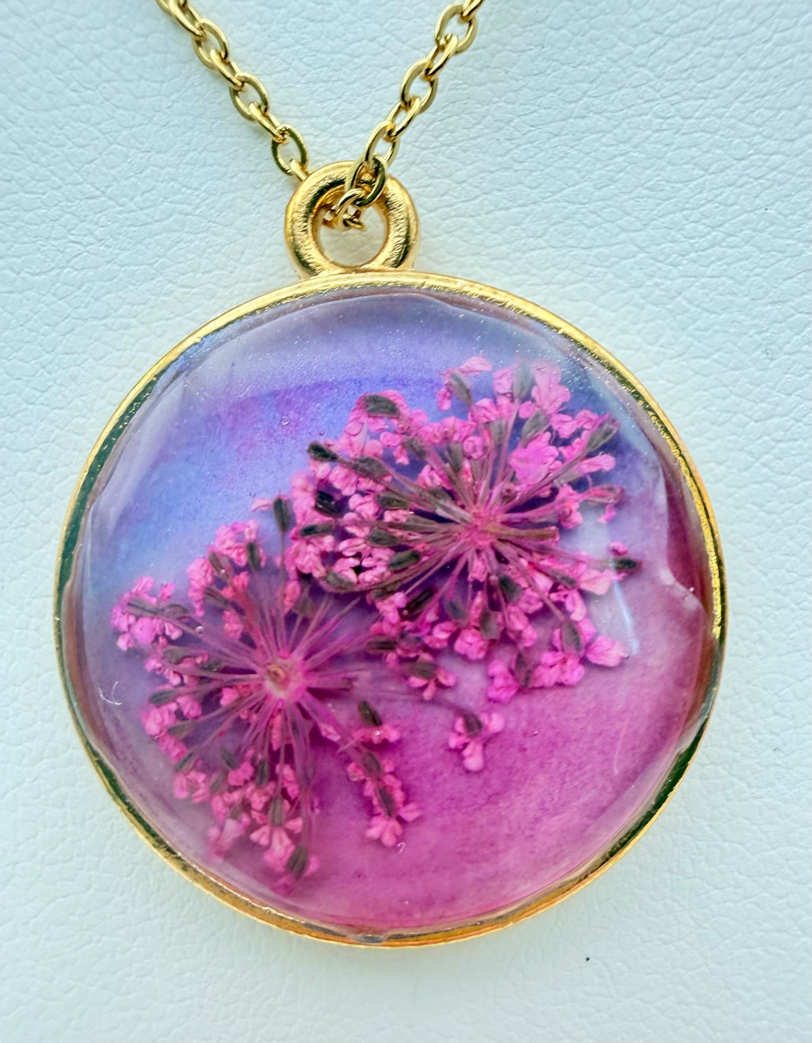 Pink Burst Lights | Resin Necklace