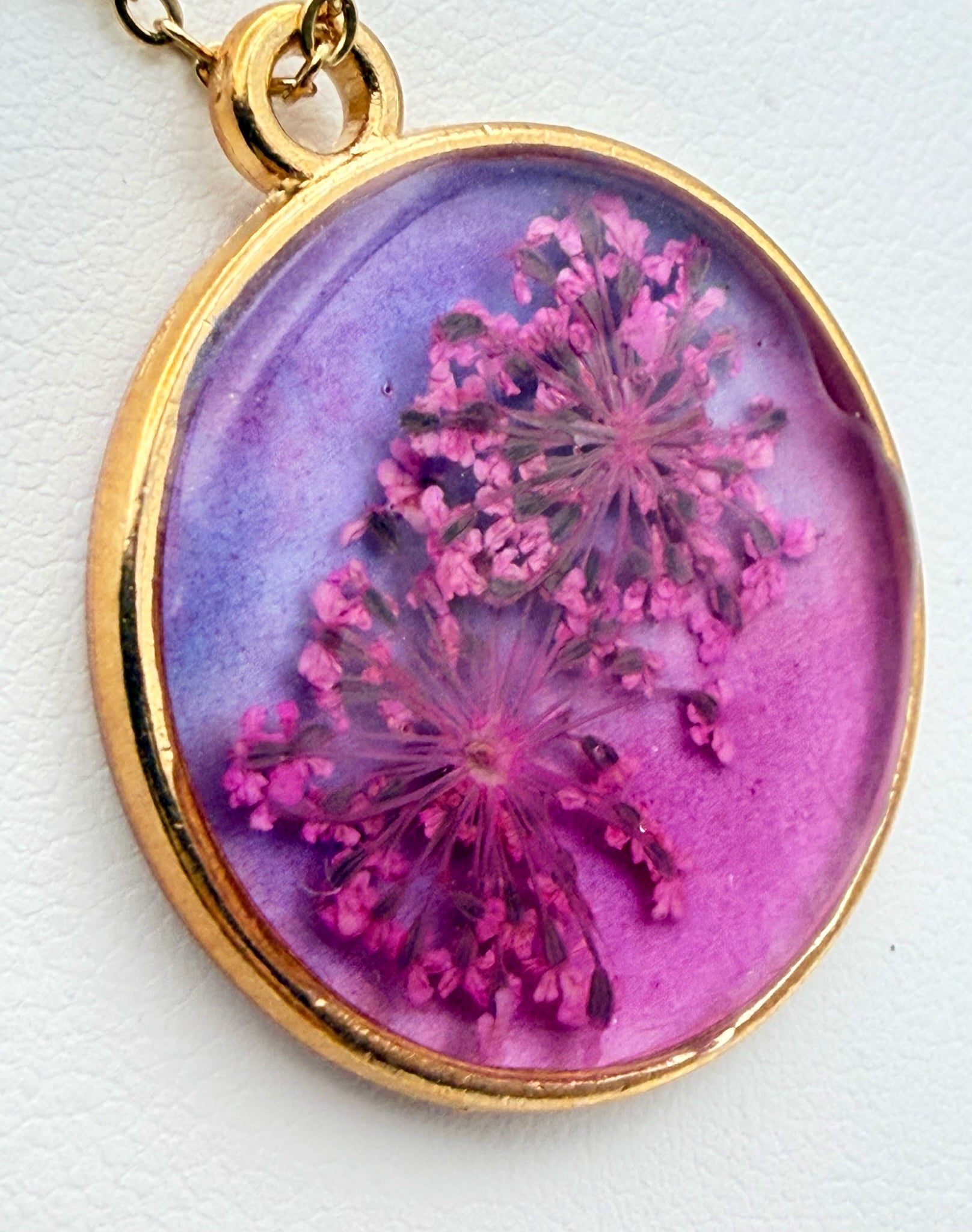 Pink Burst Lights | Resin Necklace