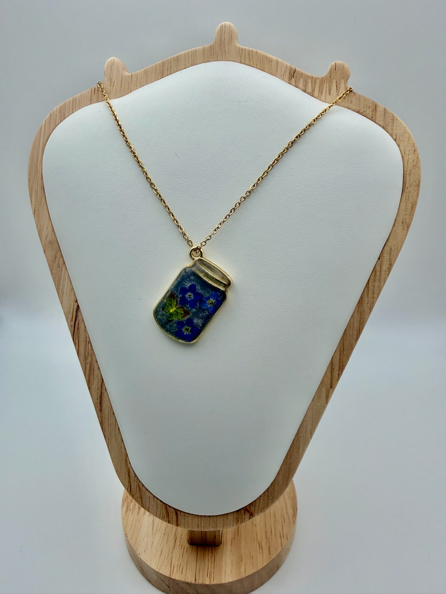 Pocket Flower Shop | Resin Necklace