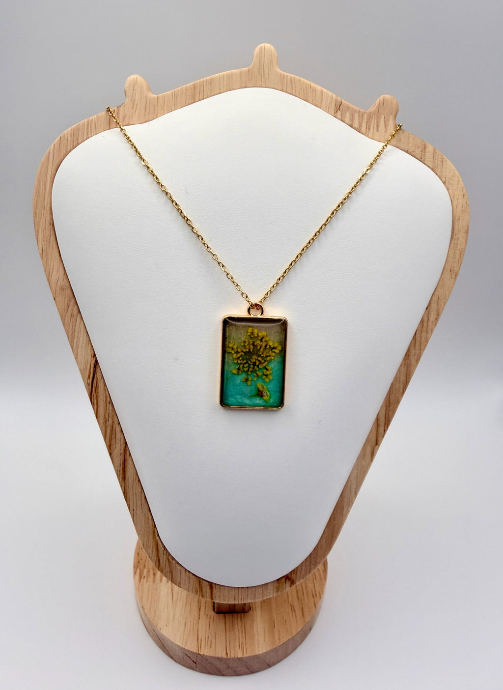 Brazil Bloom | Resin Necklace