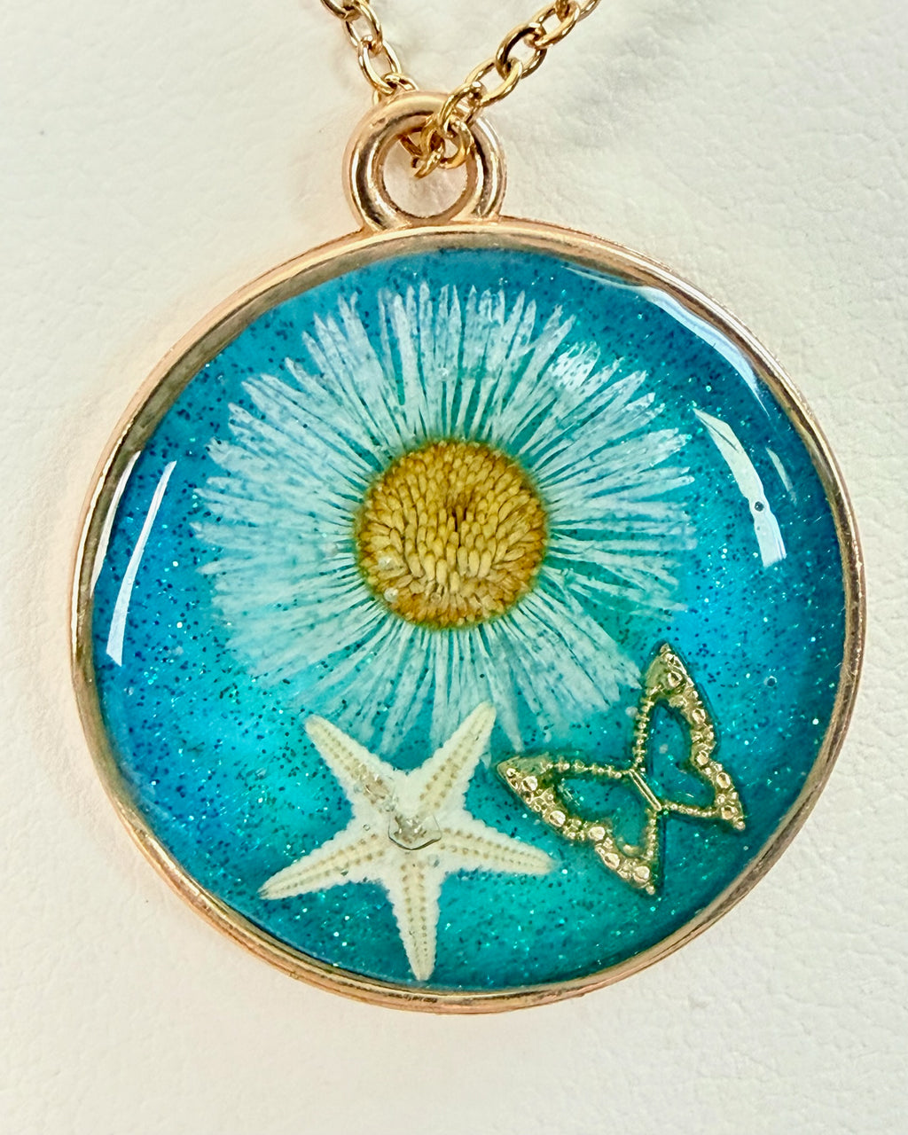 Grateful Gretchen | Resin Necklace
