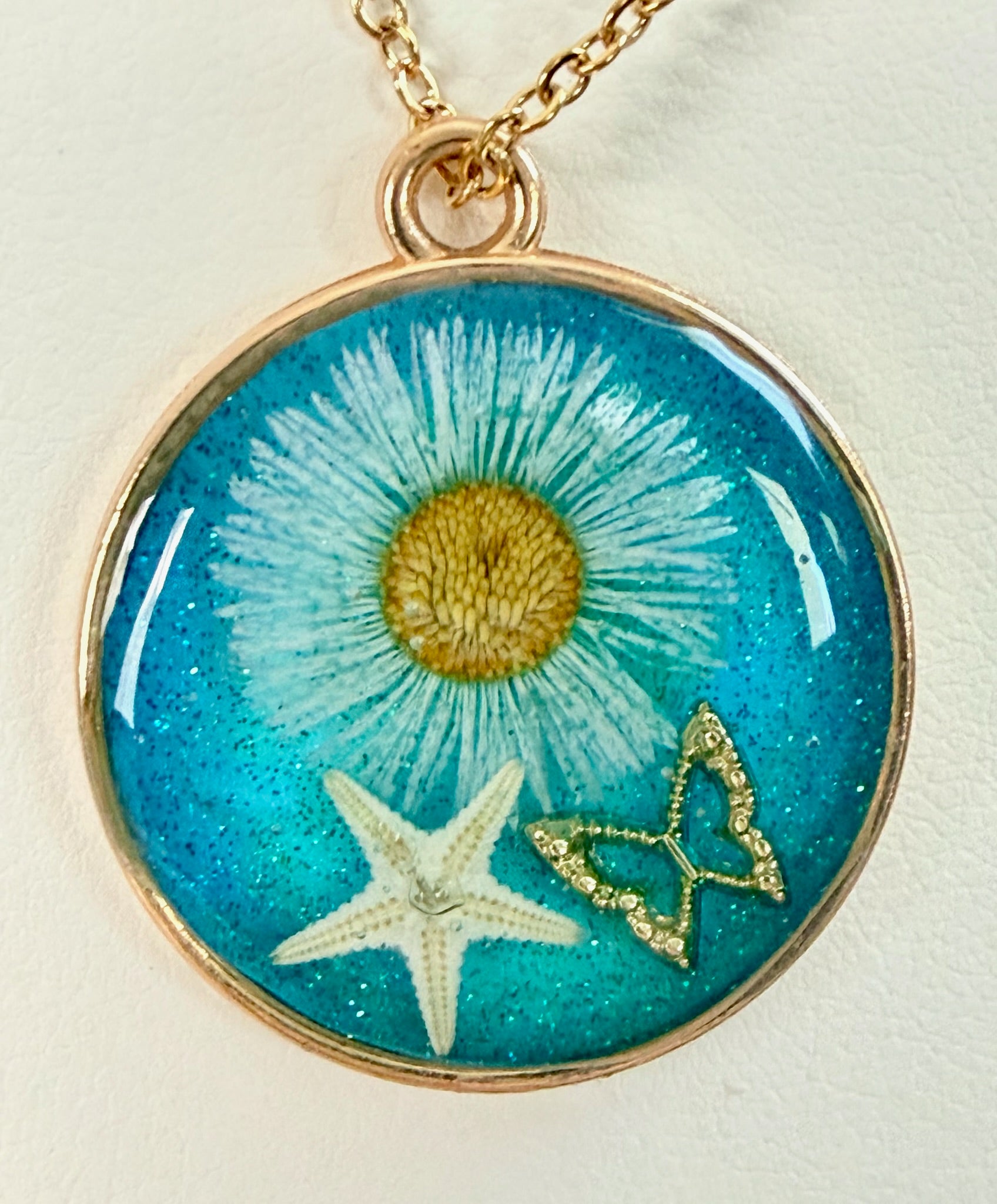 Grateful Gretchen | Resin Necklace