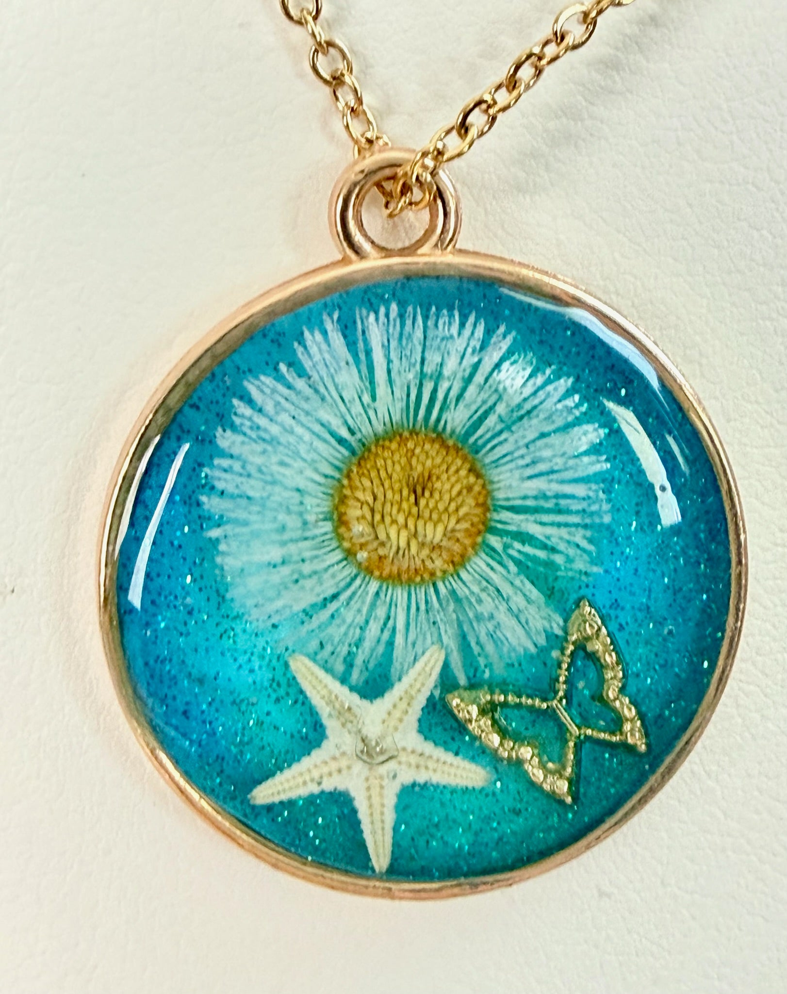 Grateful Gretchen | Resin Necklace