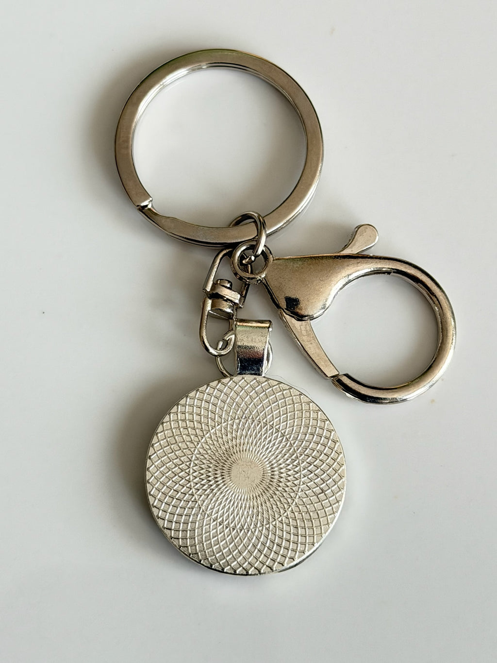 Stylized Phanatic | Resin Keychain by The Resin Bubble, detail view 1