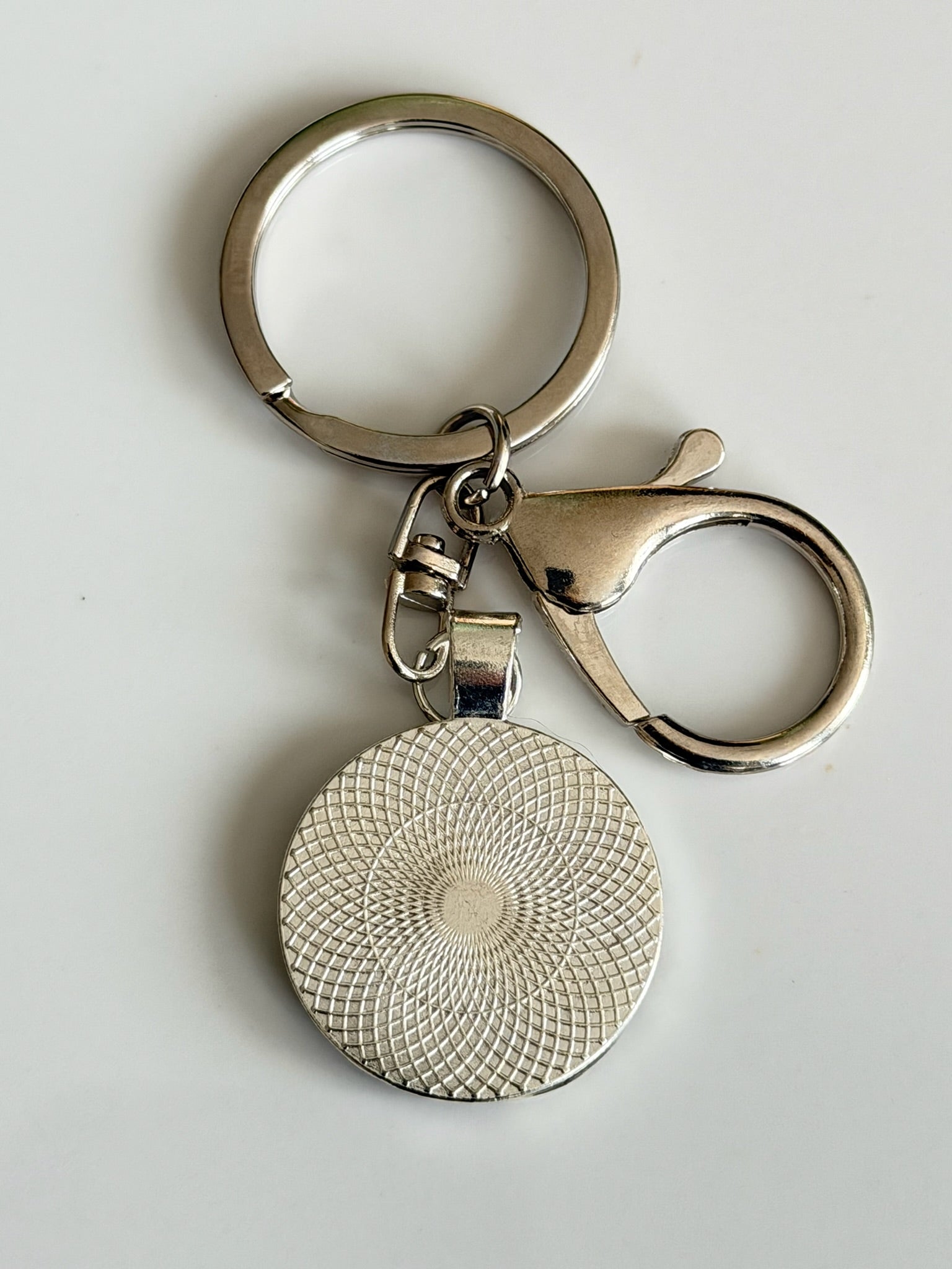 Stylized Phanatic | Resin Keychain by The Resin Bubble, detail view 1