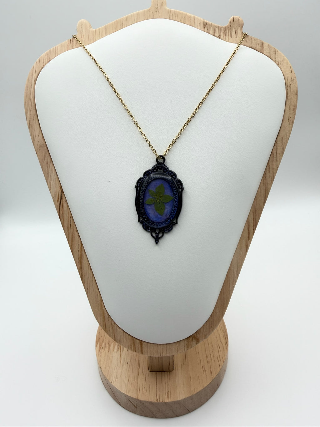 Shadow Drop | Resin Necklace