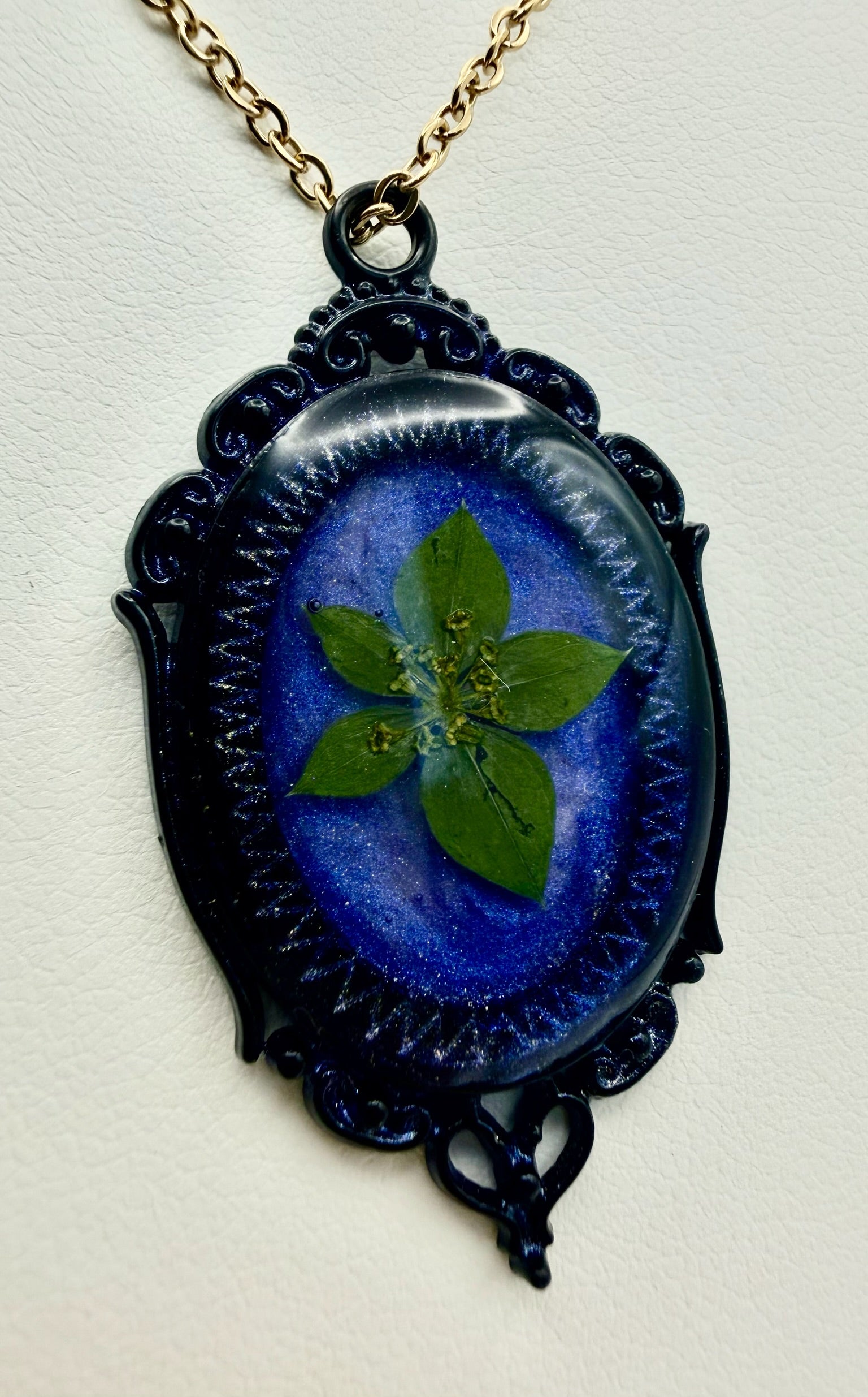 Shadow Drop | Resin Necklace