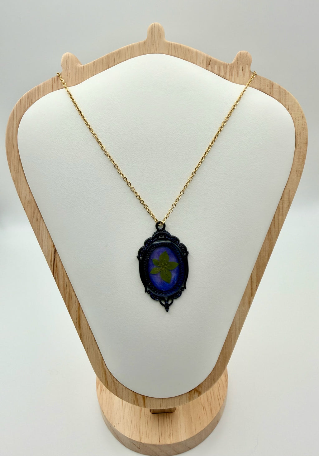 Shadow Drop | Resin Necklace